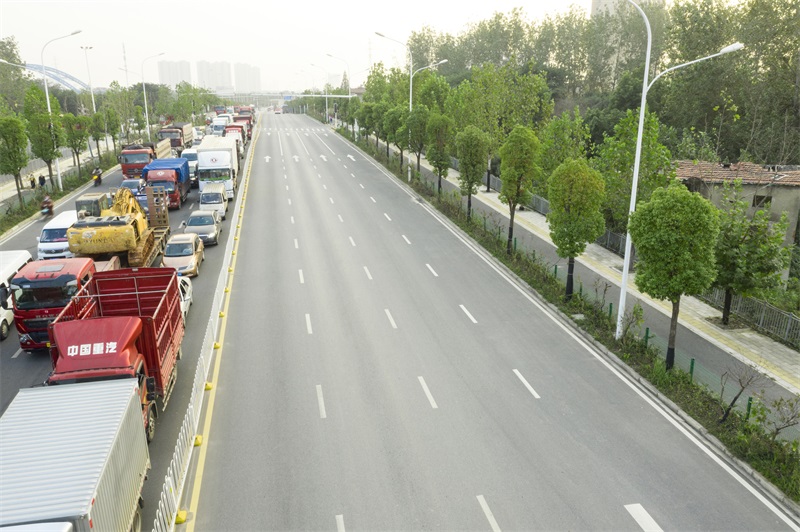 午夜无码伦费影视在线观看果冻