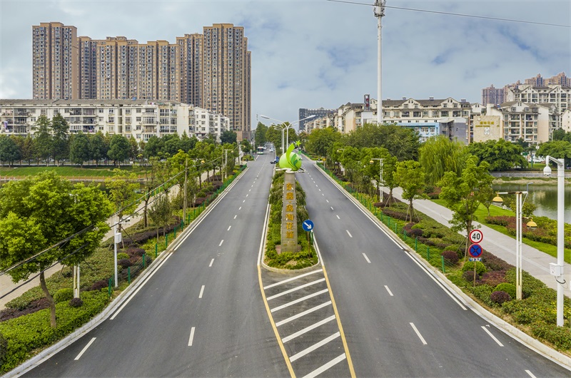 午夜无码伦费影视在线观看果冻