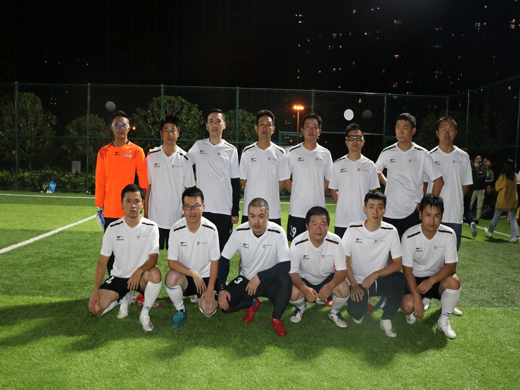 午夜无码伦费影视在线观看果冻