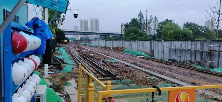 午夜无码伦费影视在线观看果冻