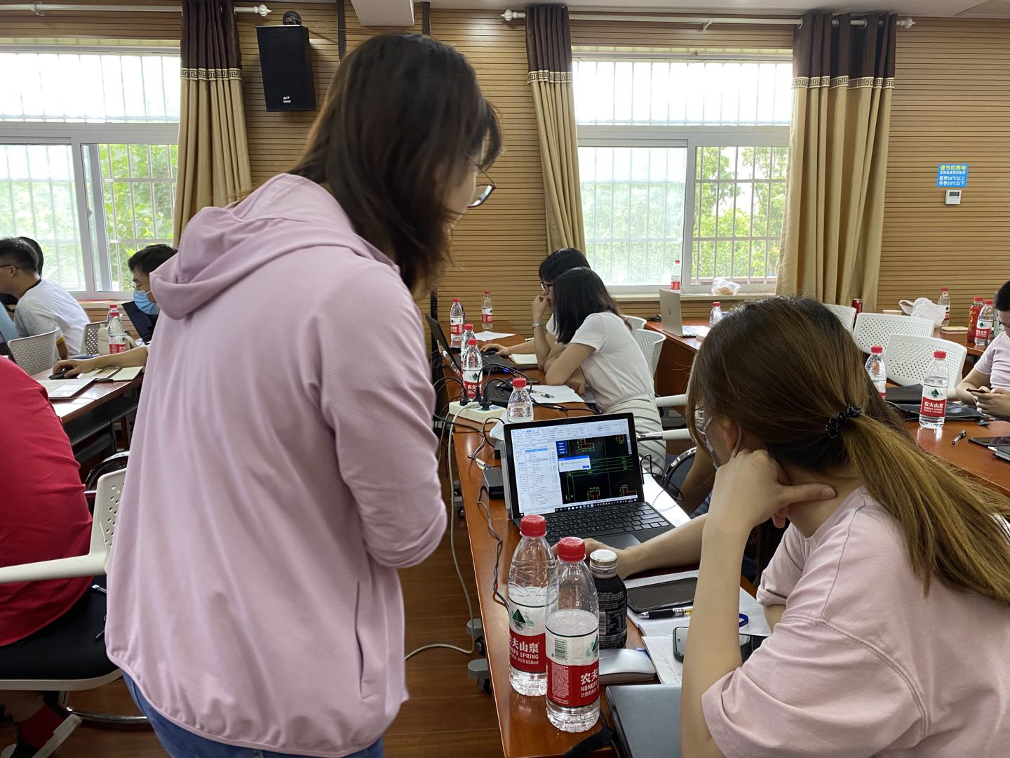 午夜无码伦费影视在线观看果冻