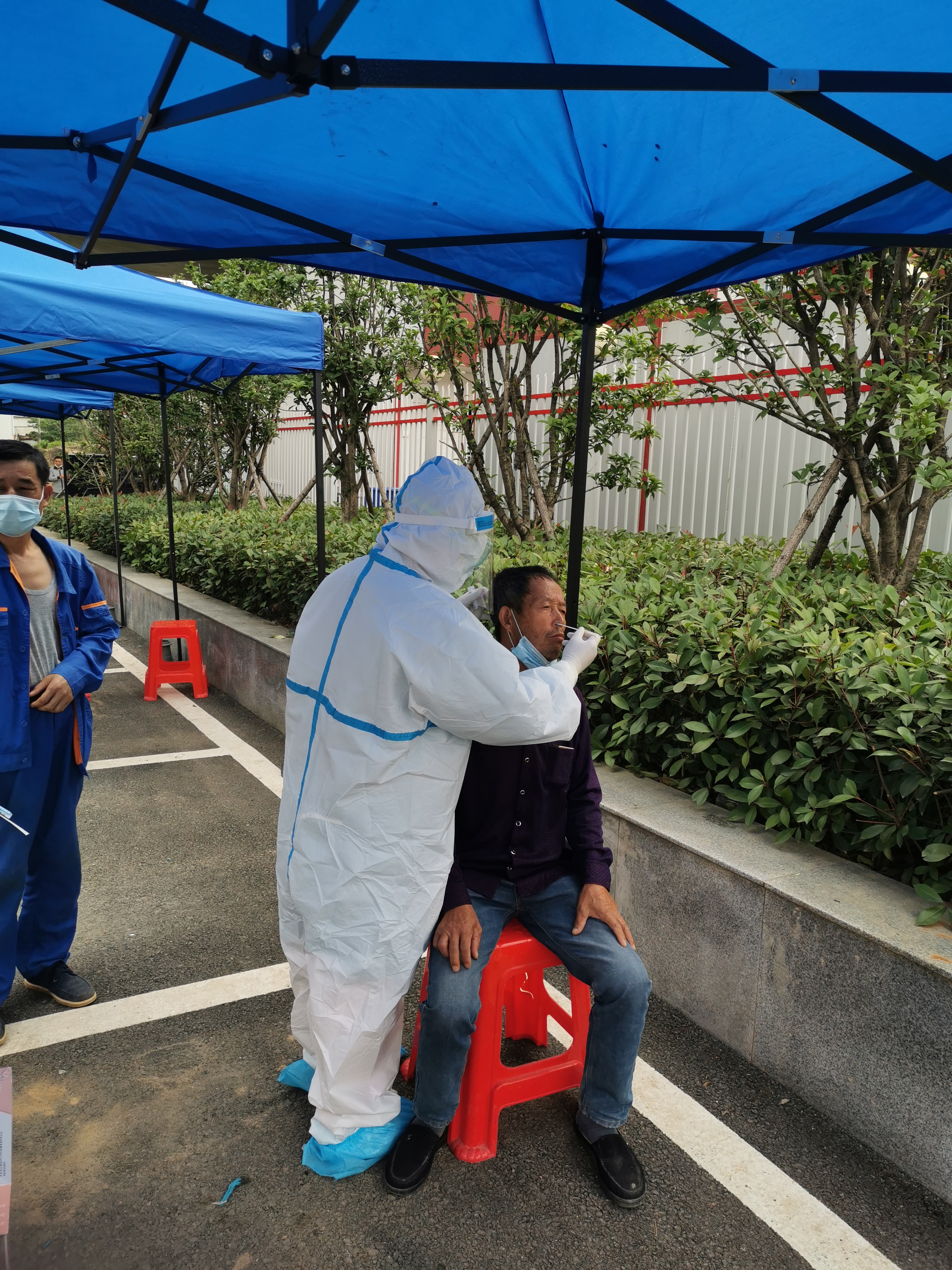 午夜无码伦费影视在线观看果冻