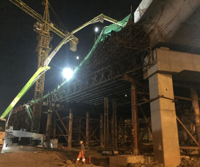 午夜无码伦费影视在线观看果冻