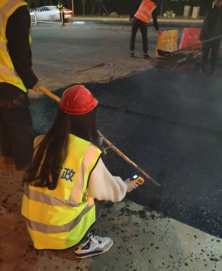 午夜无码伦费影视在线观看果冻