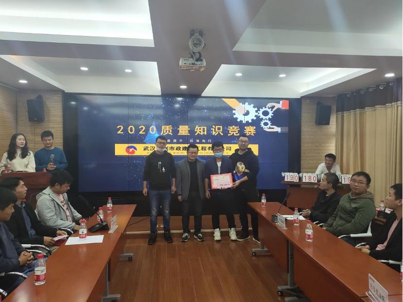 午夜无码伦费影视在线观看果冻