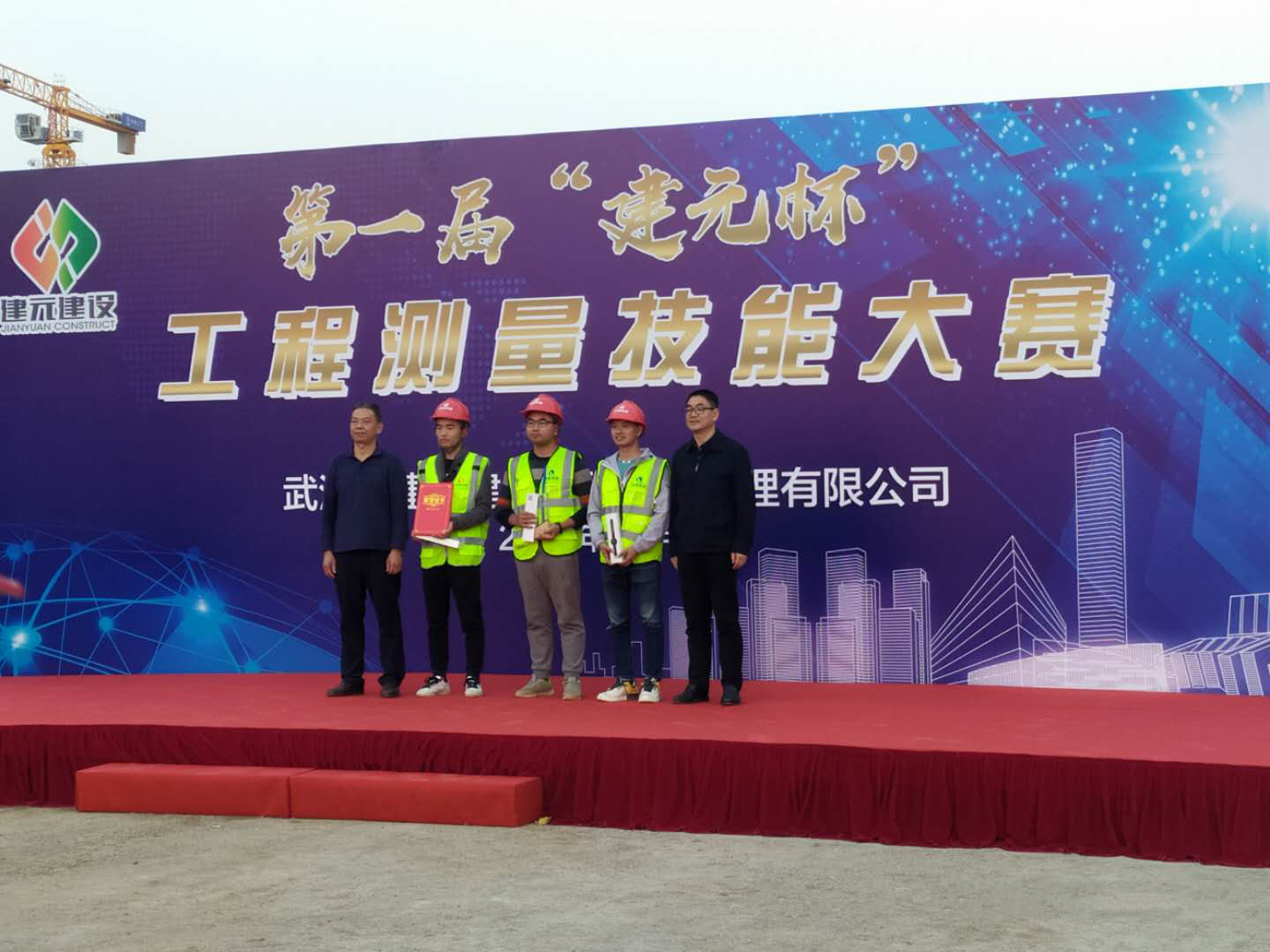 午夜无码伦费影视在线观看果冻