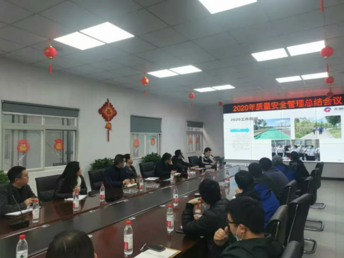 午夜无码伦费影视在线观看果冻