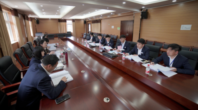 午夜无码伦费影视在线观看果冻