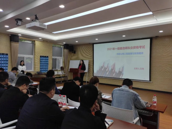 午夜无码伦费影视在线观看果冻