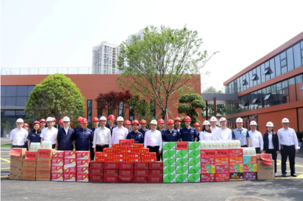 午夜无码伦费影视在线观看果冻