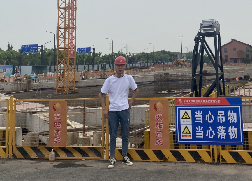 午夜无码伦费影视在线观看果冻