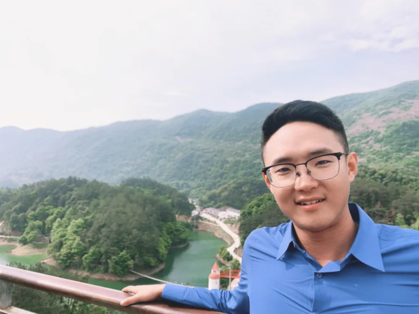 午夜无码伦费影视在线观看果冻