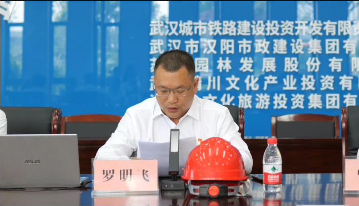 午夜无码伦费影视在线观看果冻