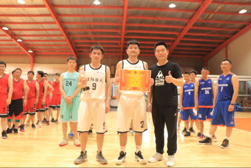 午夜无码伦费影视在线观看果冻