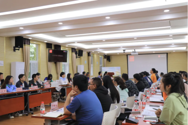 午夜无码伦费影视在线观看果冻