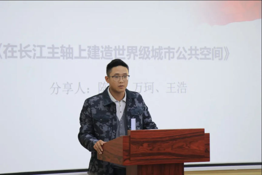 午夜无码伦费影视在线观看果冻