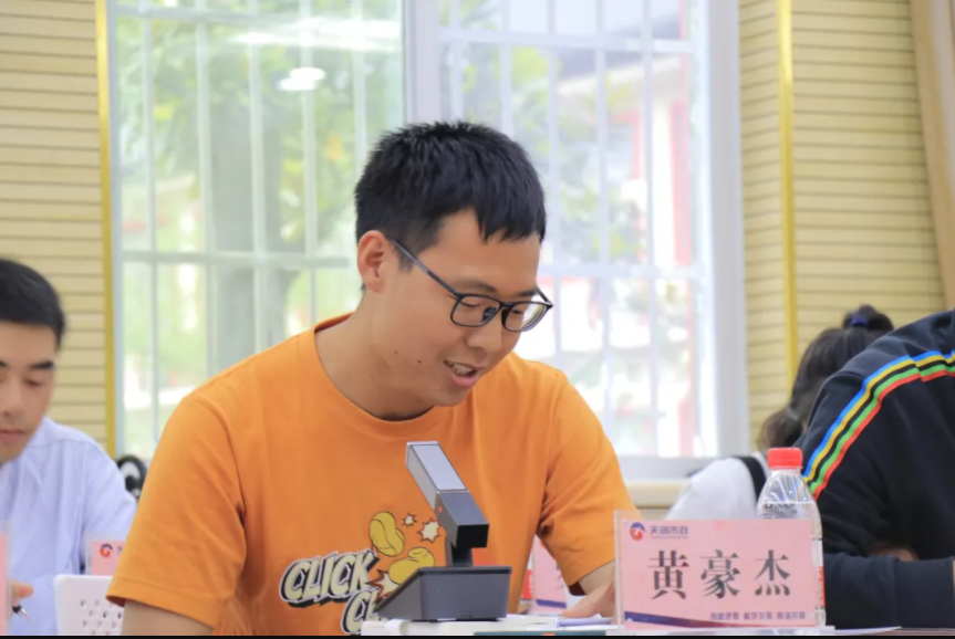 午夜无码伦费影视在线观看果冻