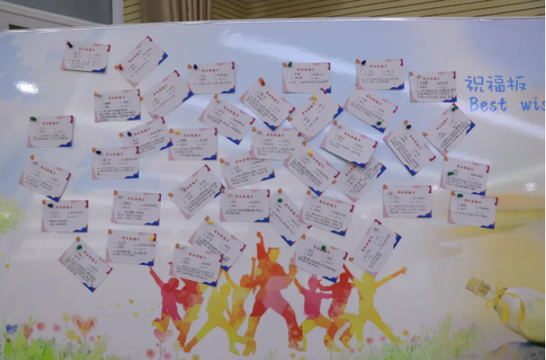 午夜无码伦费影视在线观看果冻