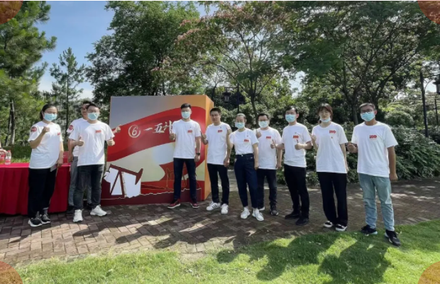 午夜无码伦费影视在线观看果冻