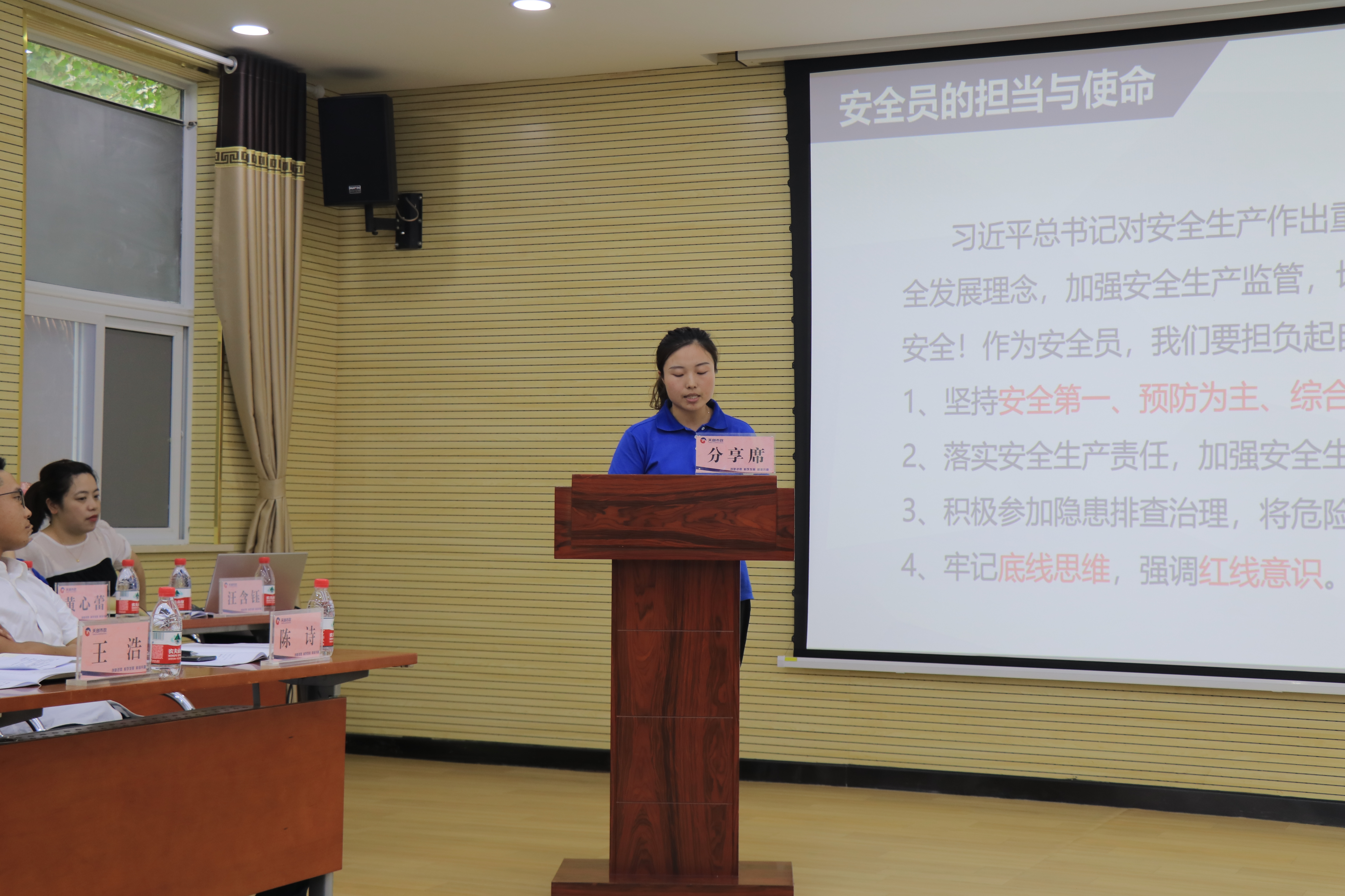 午夜无码伦费影视在线观看果冻