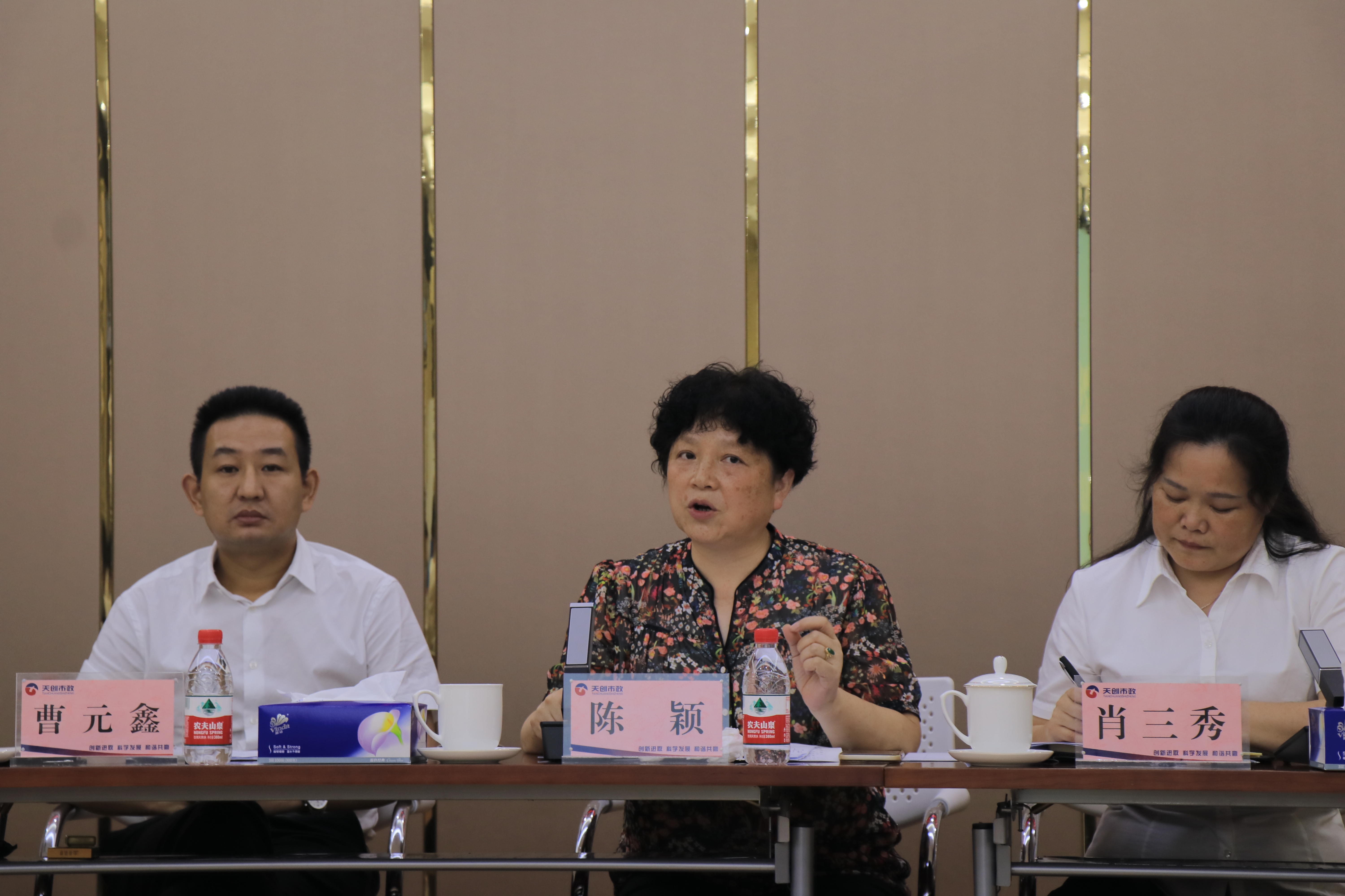 午夜无码伦费影视在线观看果冻