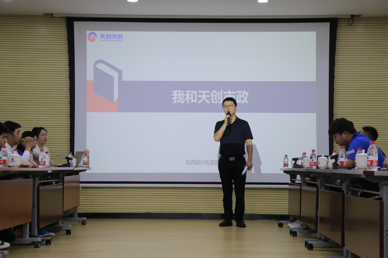 午夜无码伦费影视在线观看果冻