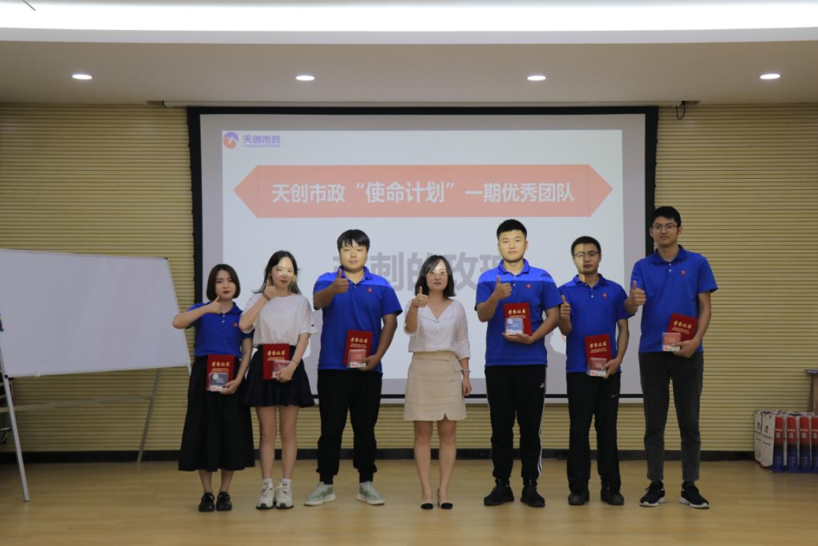 午夜无码伦费影视在线观看果冻