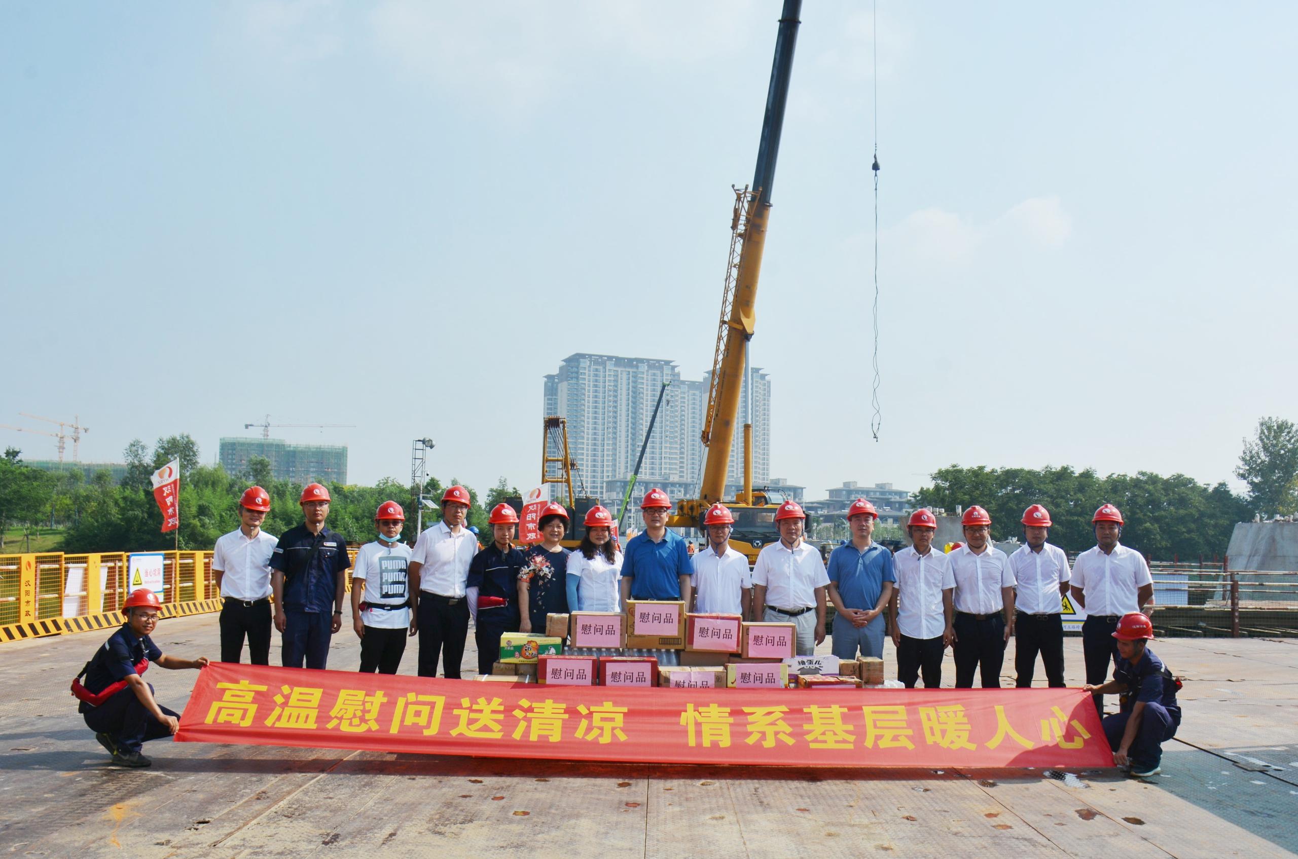 午夜无码伦费影视在线观看果冻