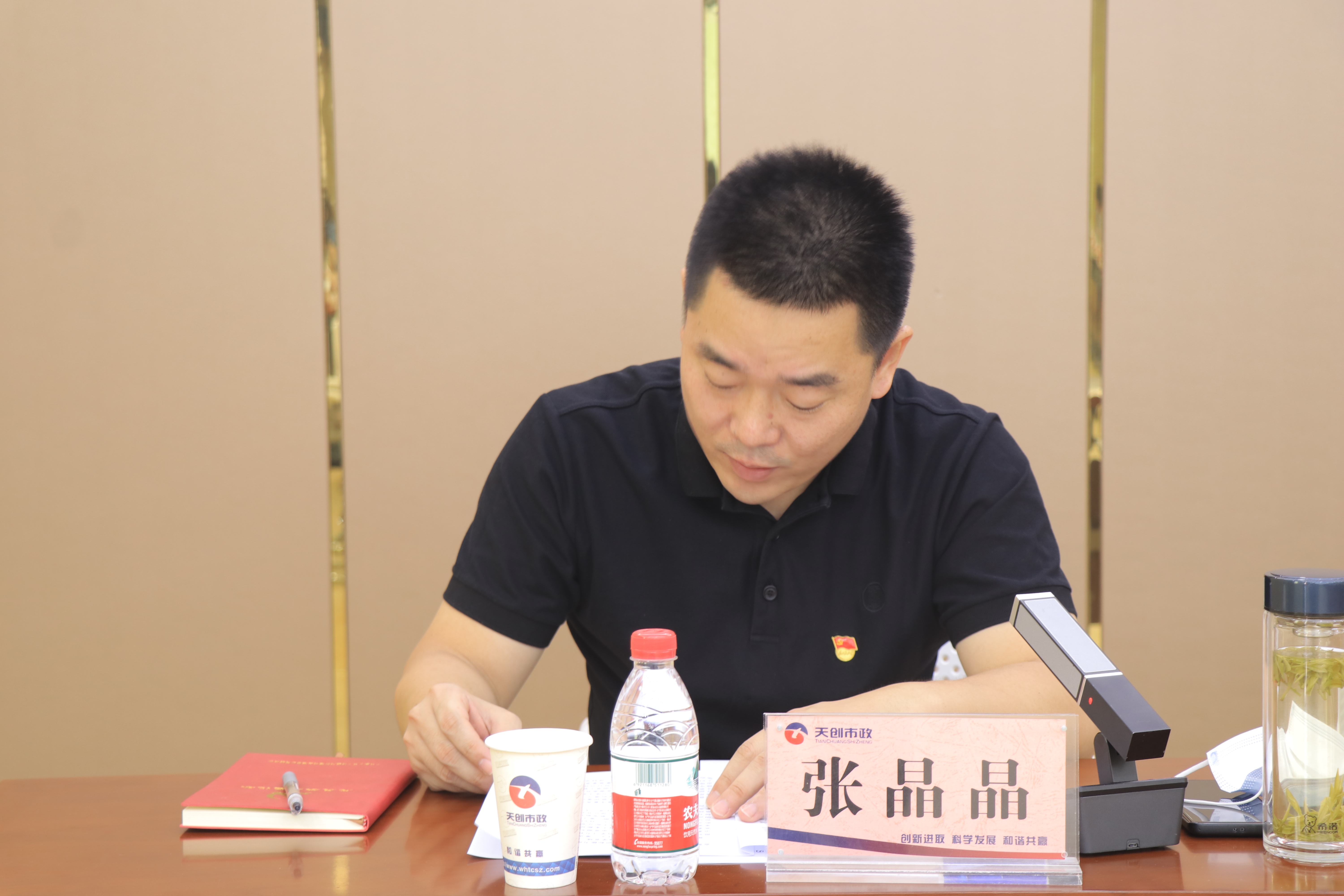 午夜无码伦费影视在线观看果冻