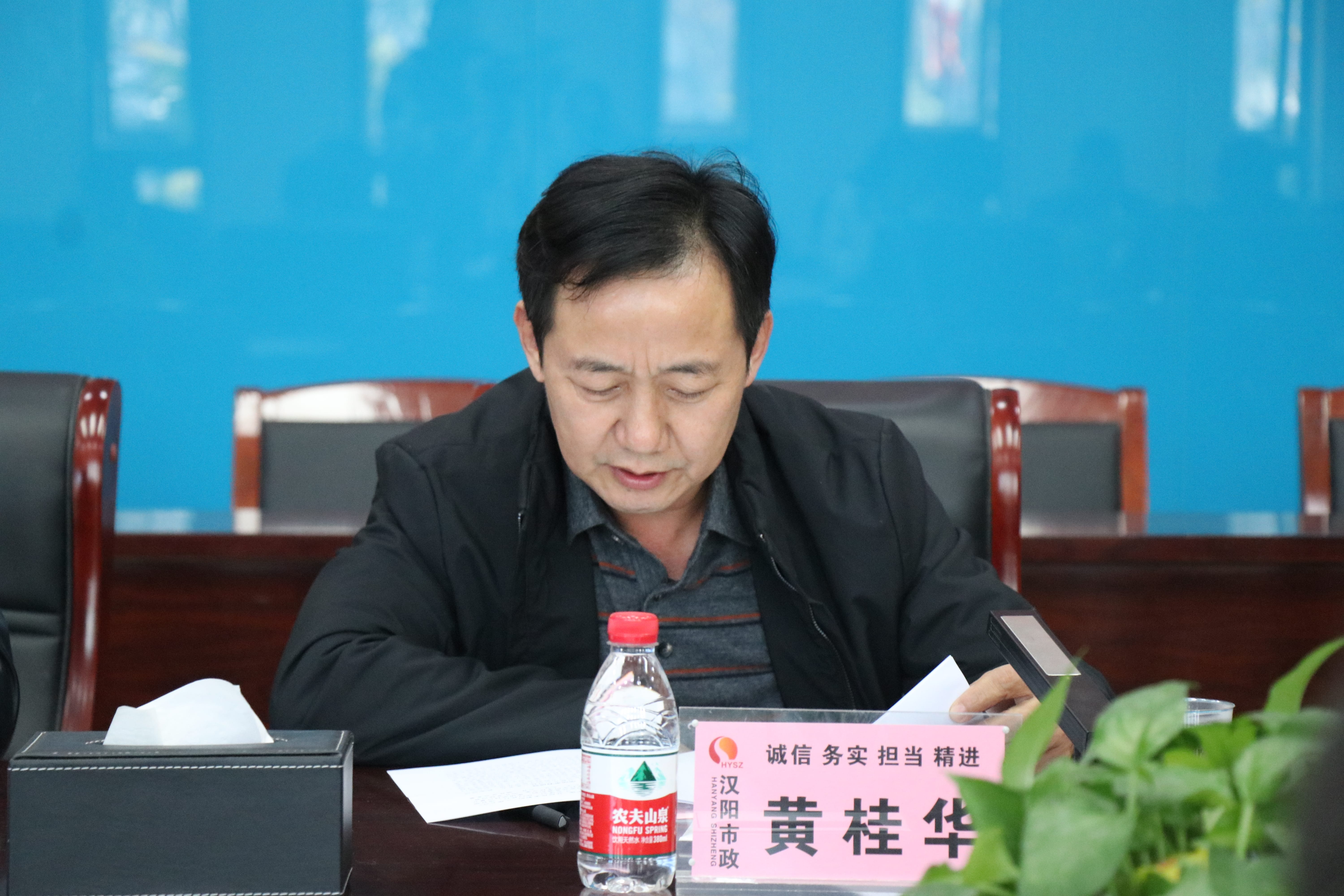 午夜无码伦费影视在线观看果冻