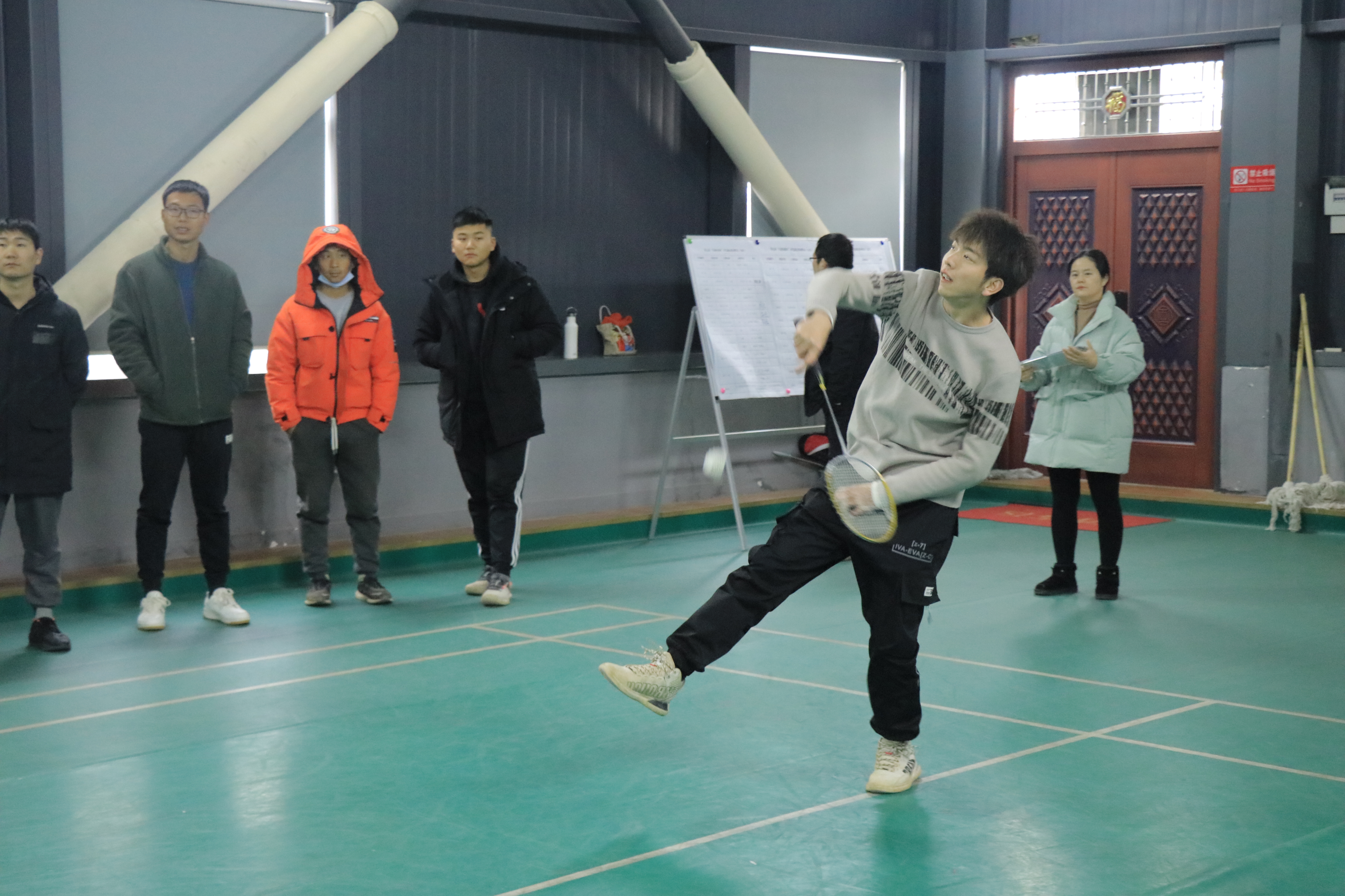 午夜无码伦费影视在线观看果冻