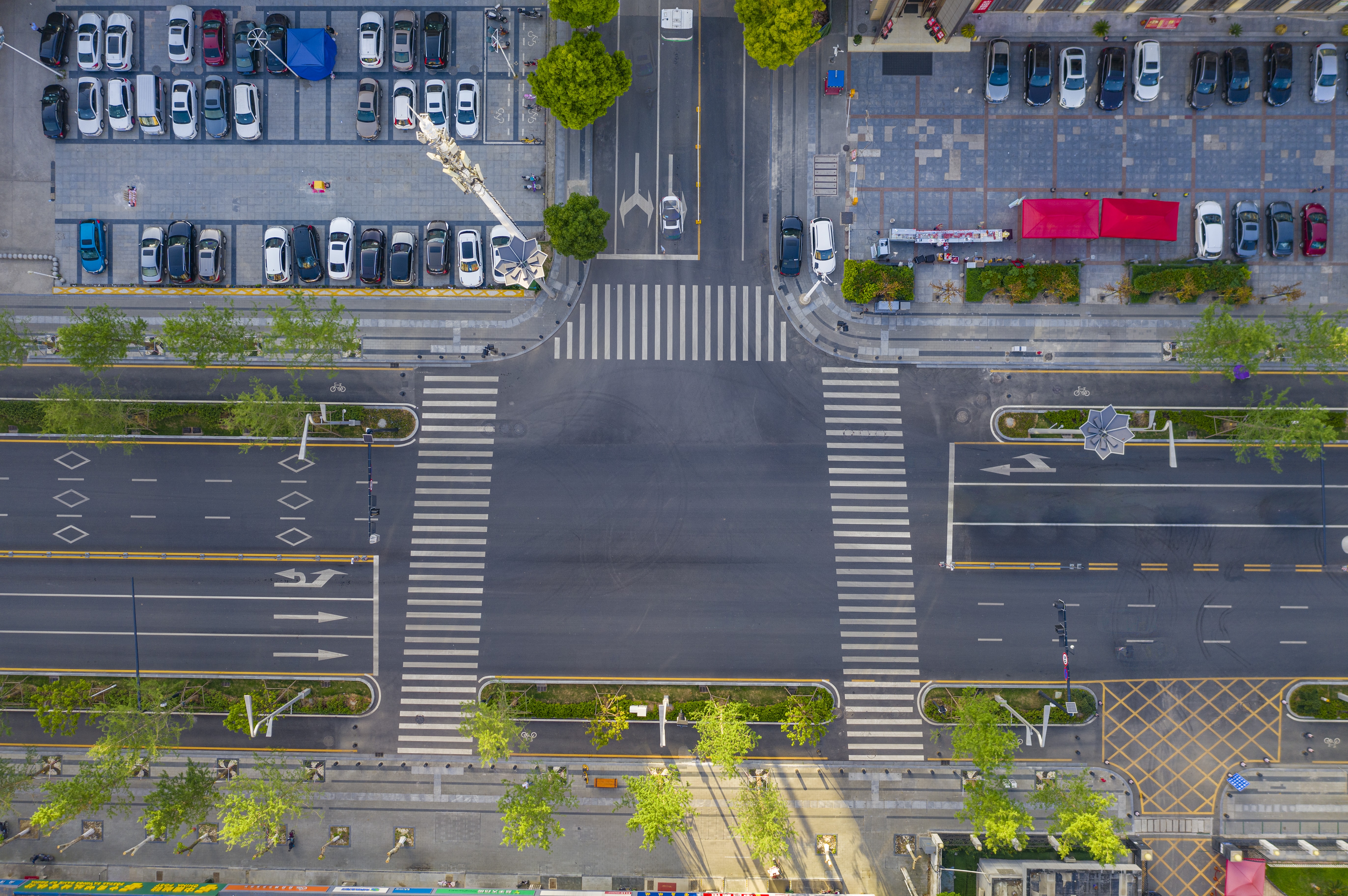 午夜无码伦费影视在线观看果冻