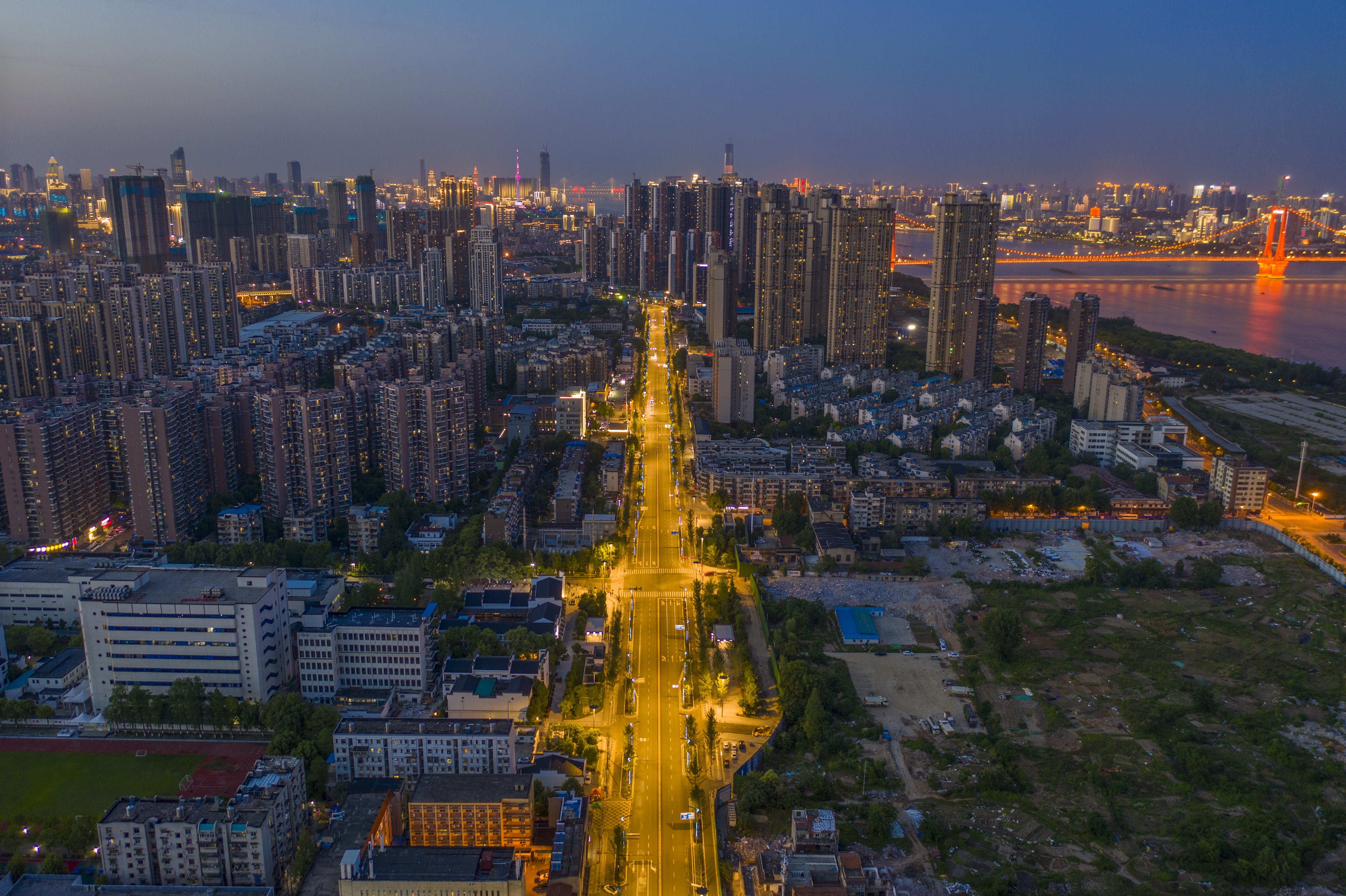 午夜无码伦费影视在线观看果冻