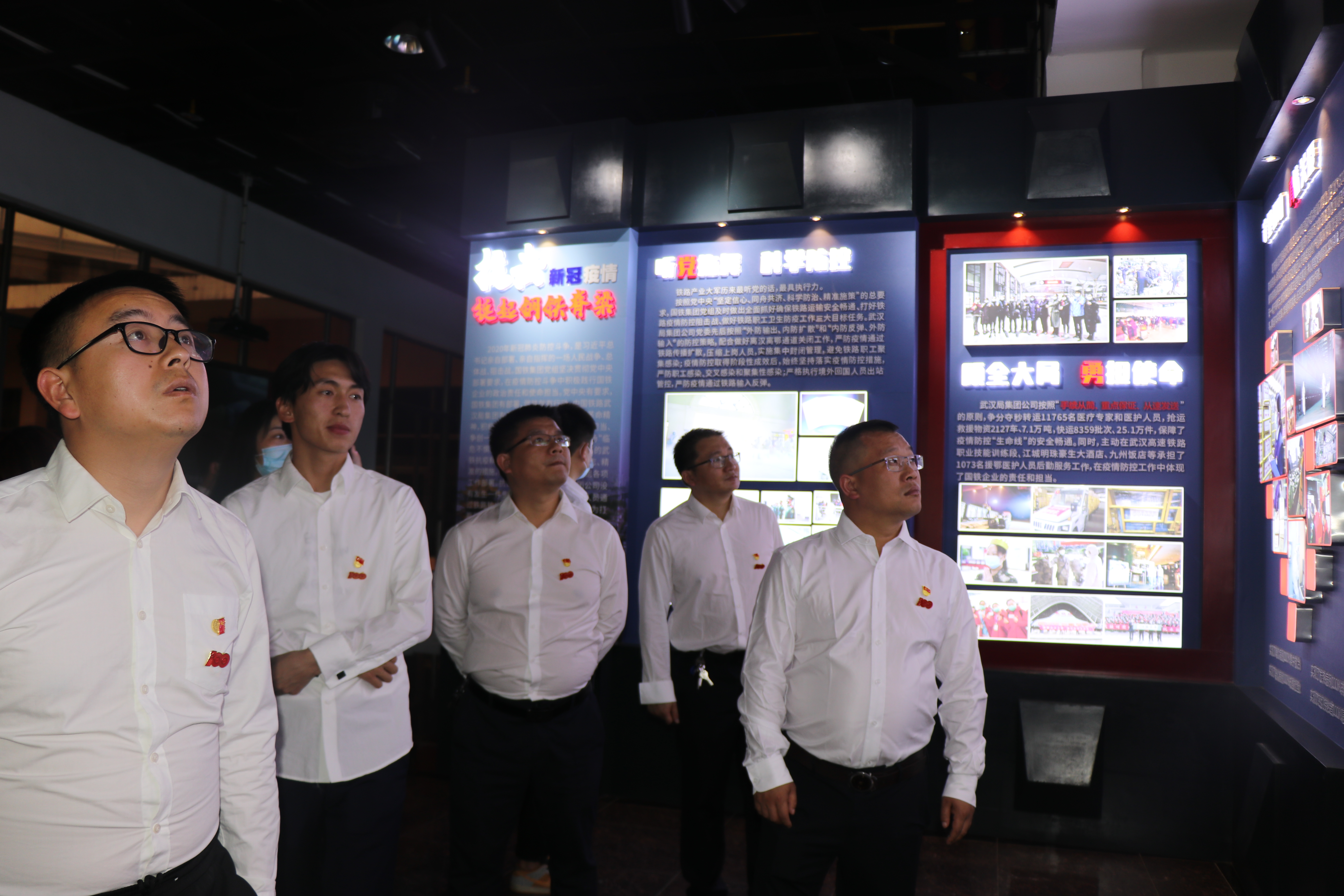 午夜无码伦费影视在线观看果冻