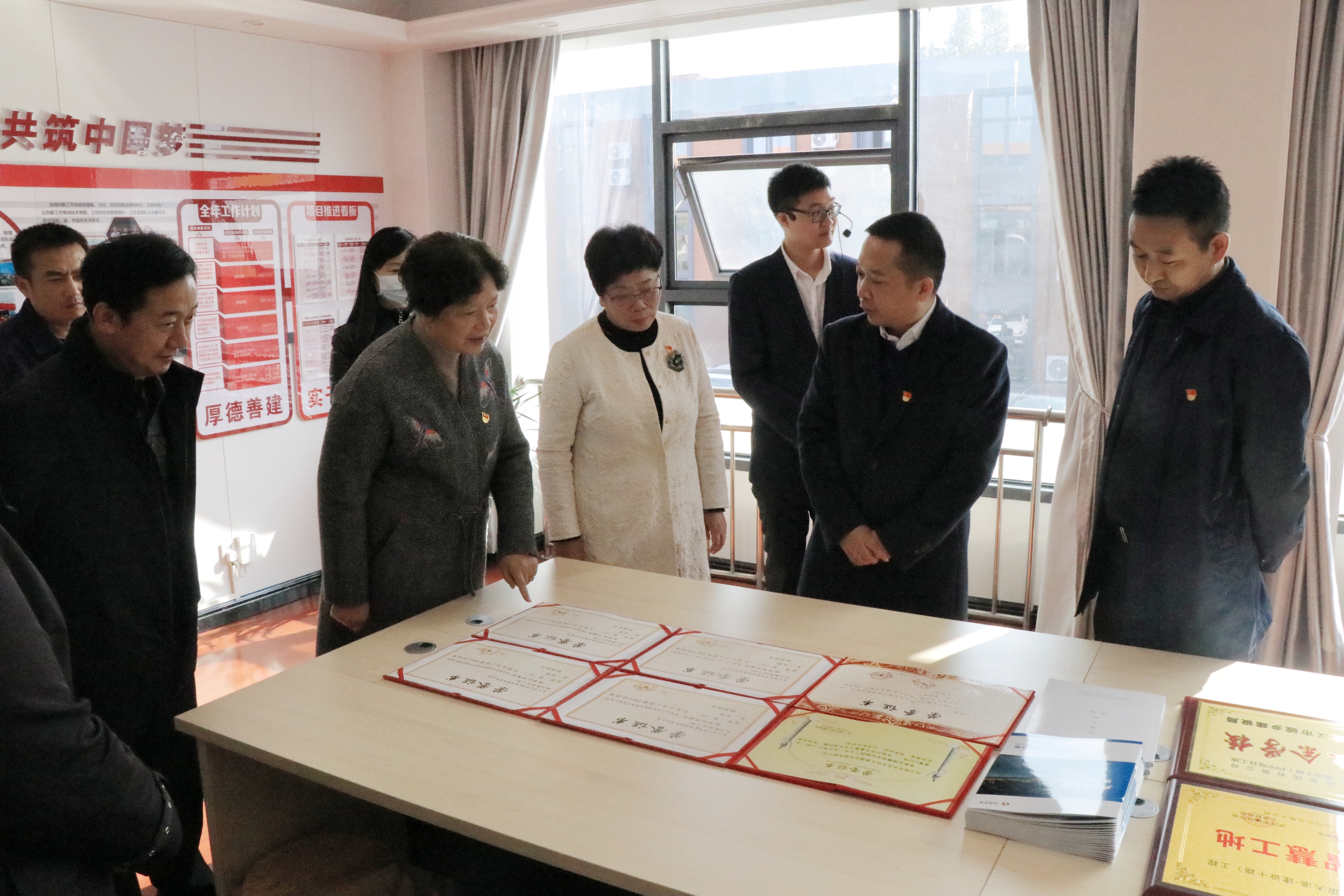 午夜无码伦费影视在线观看果冻