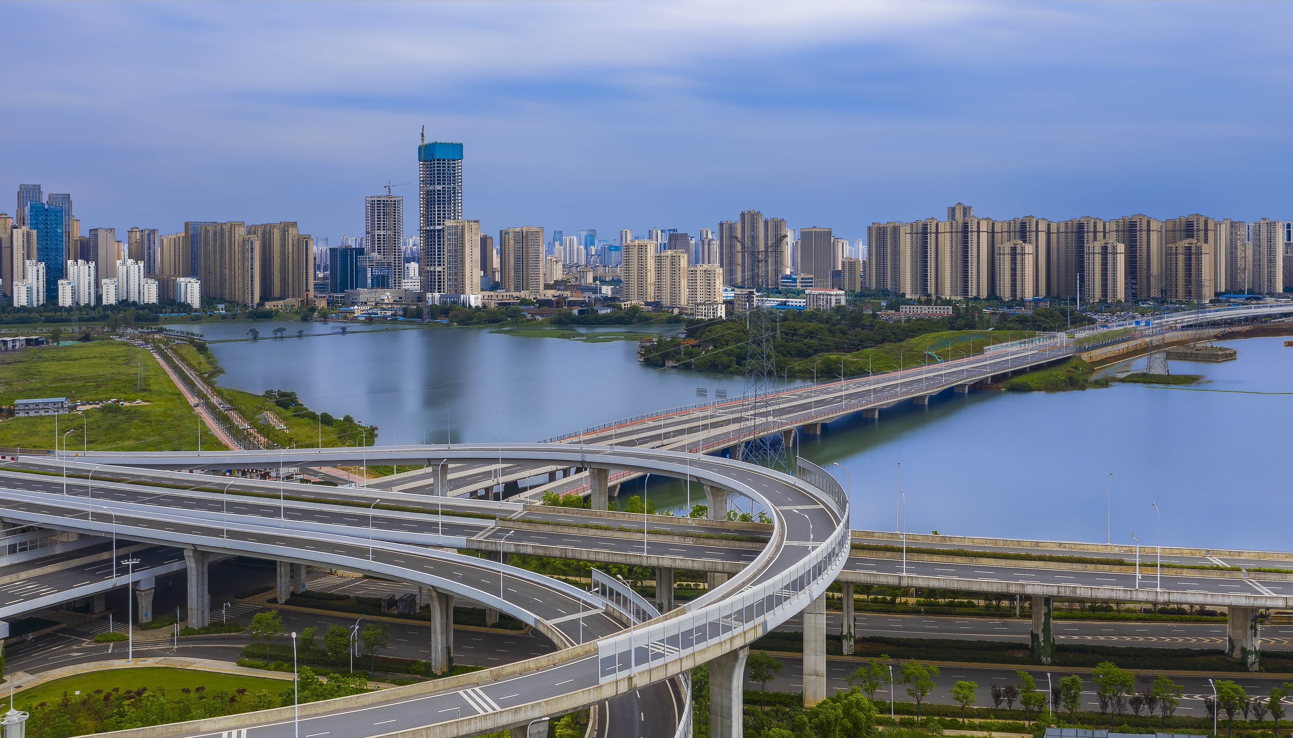 午夜无码伦费影视在线观看果冻