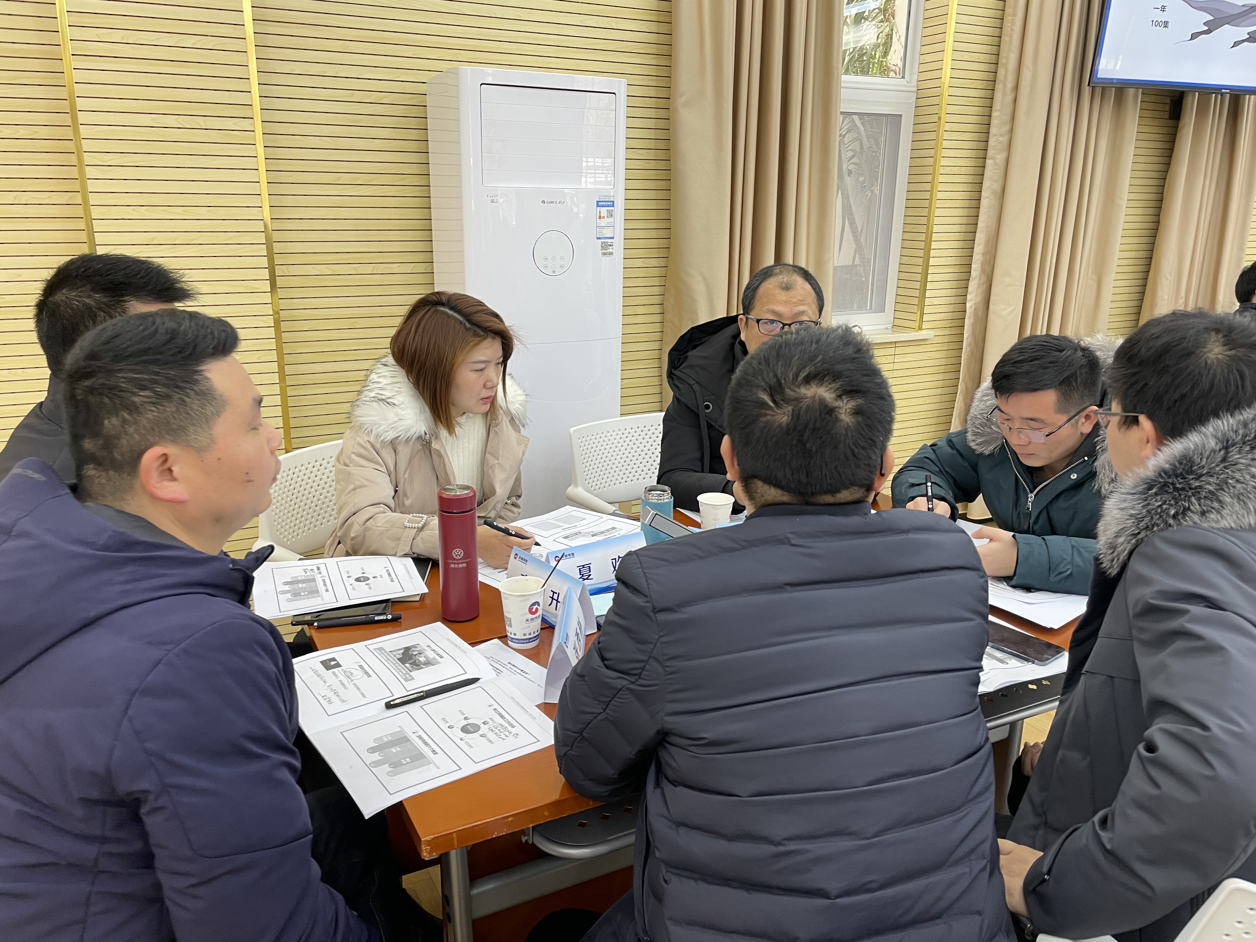 午夜无码伦费影视在线观看果冻