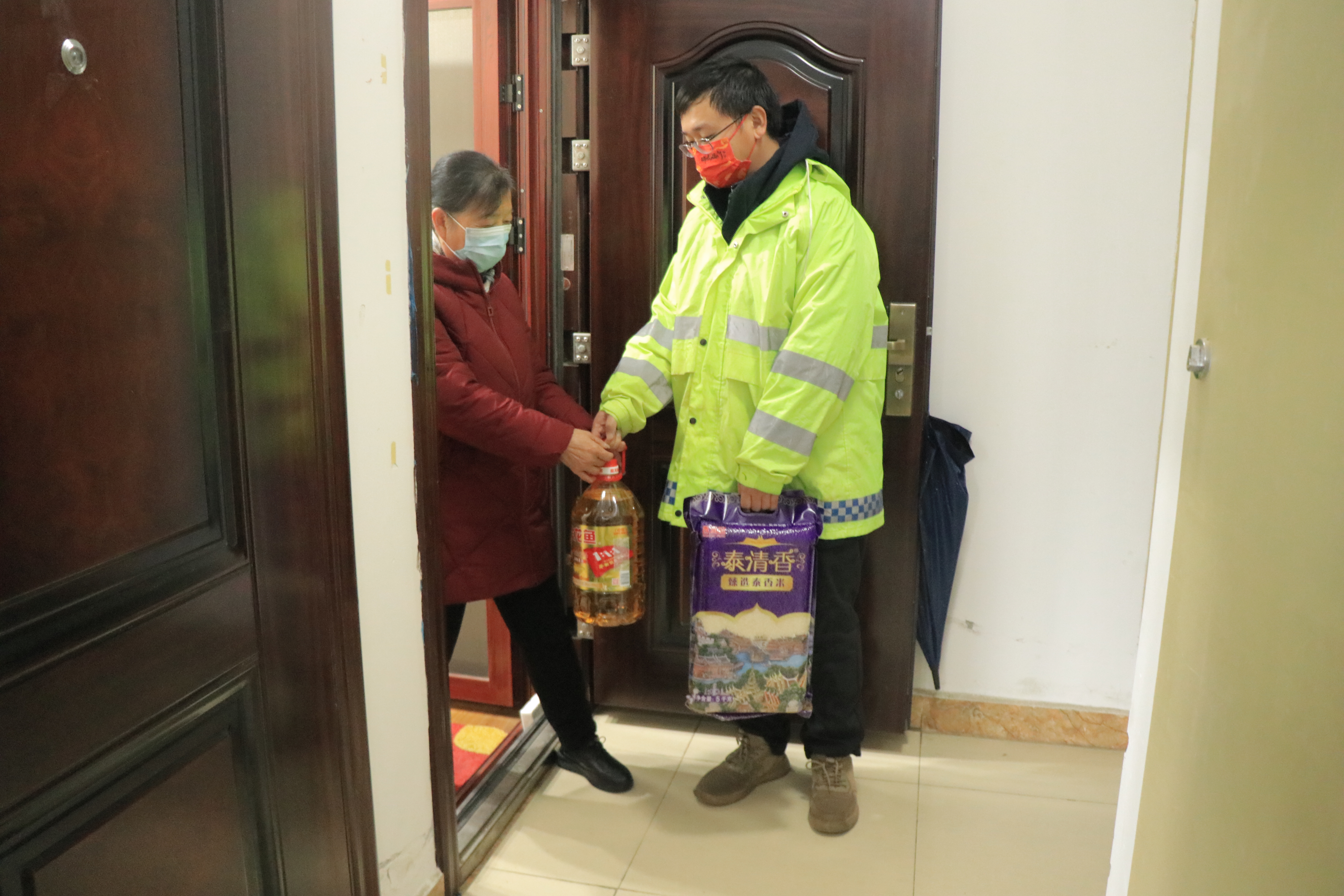 午夜无码伦费影视在线观看果冻