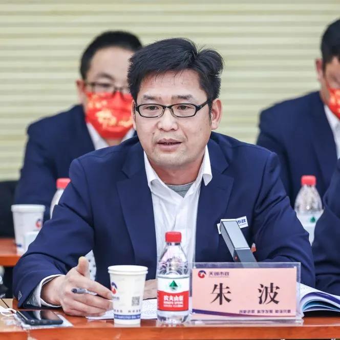 午夜无码伦费影视在线观看果冻