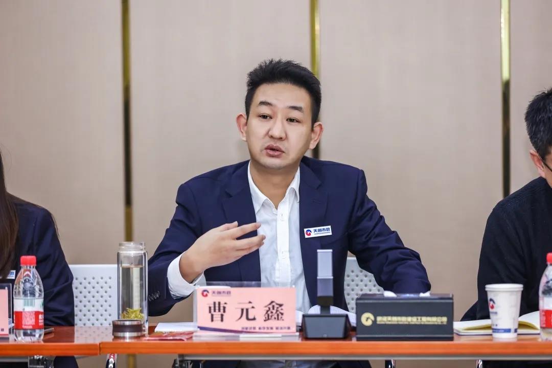 午夜无码伦费影视在线观看果冻