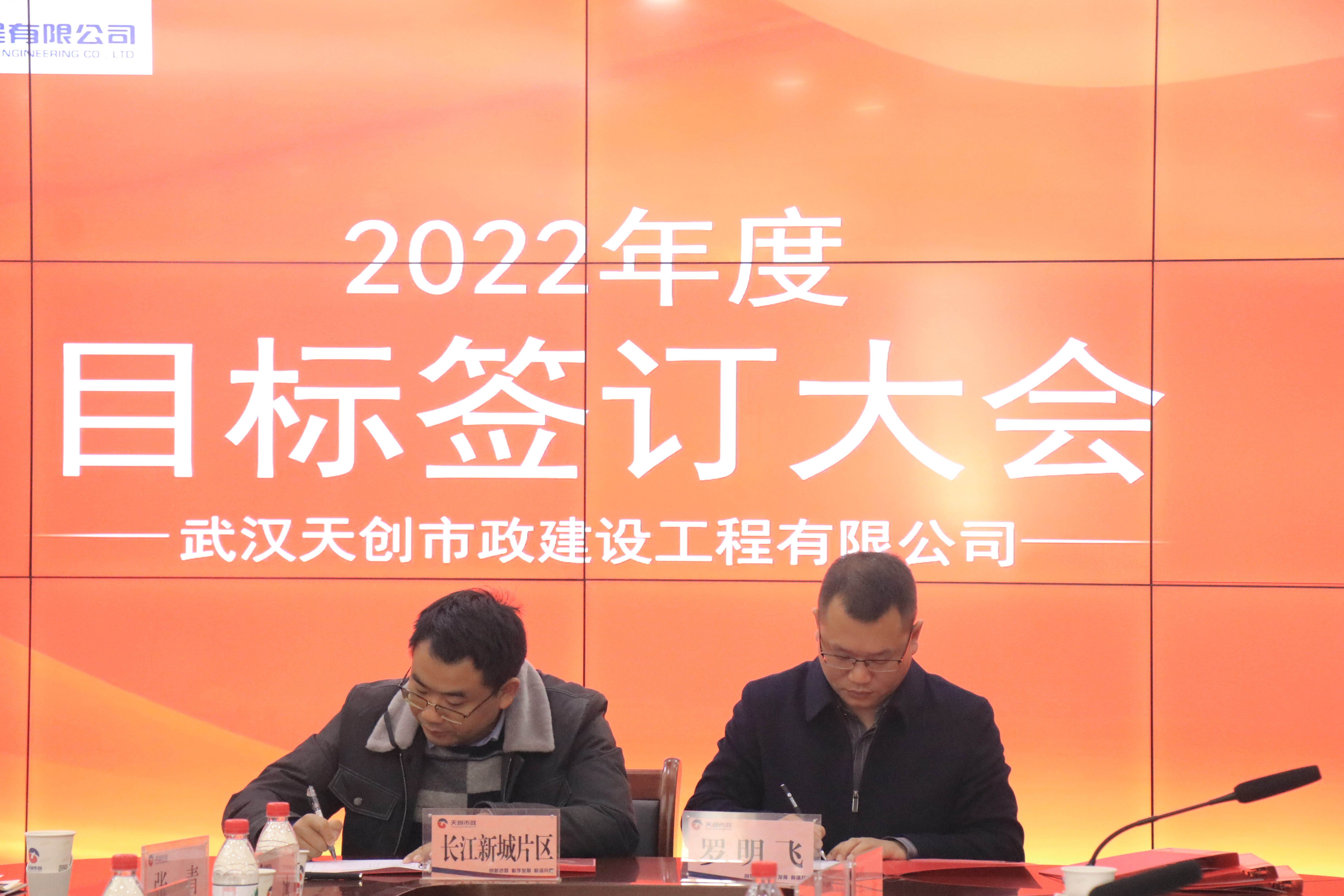 午夜无码伦费影视在线观看果冻