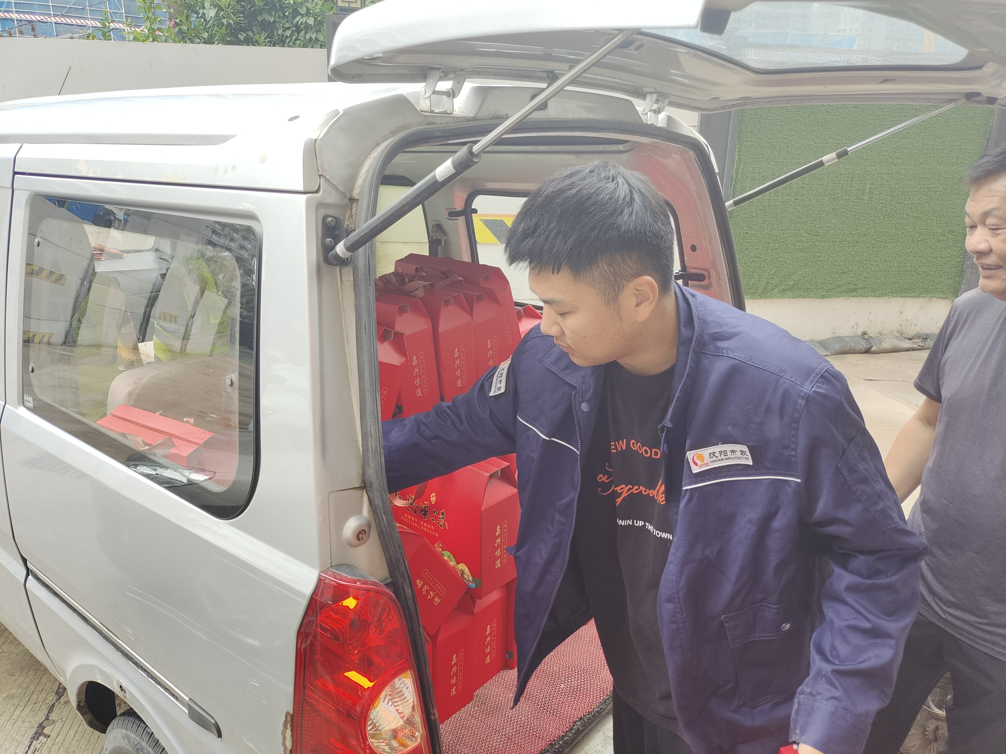 午夜无码伦费影视在线观看果冻