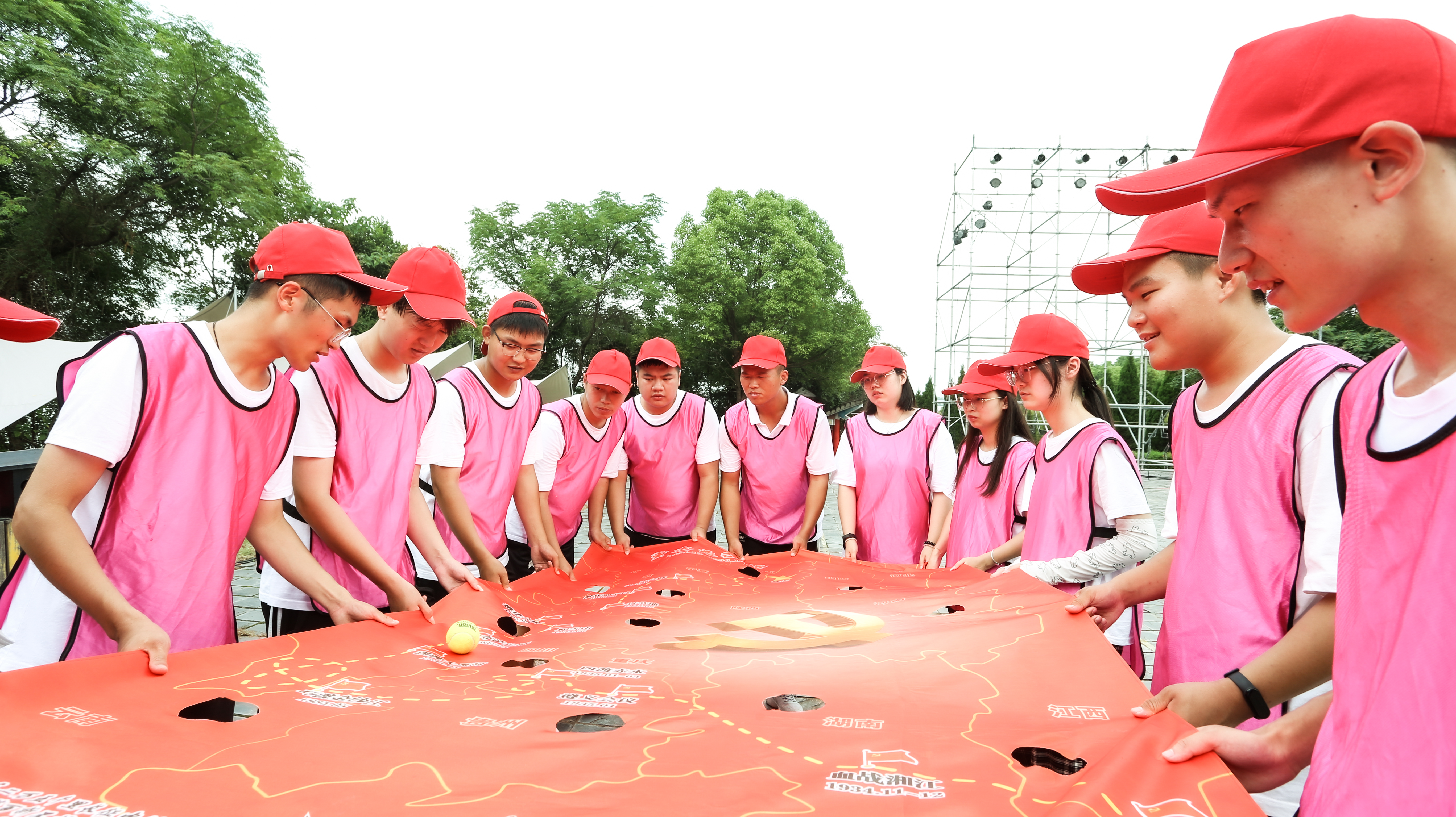 午夜无码伦费影视在线观看果冻