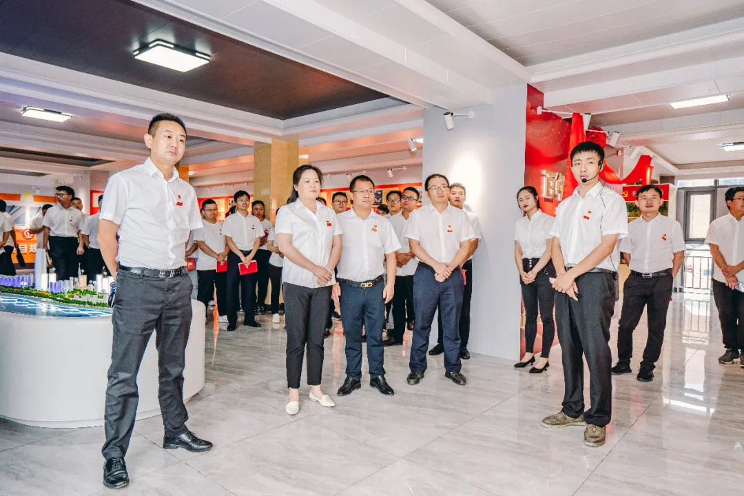 午夜无码伦费影视在线观看果冻