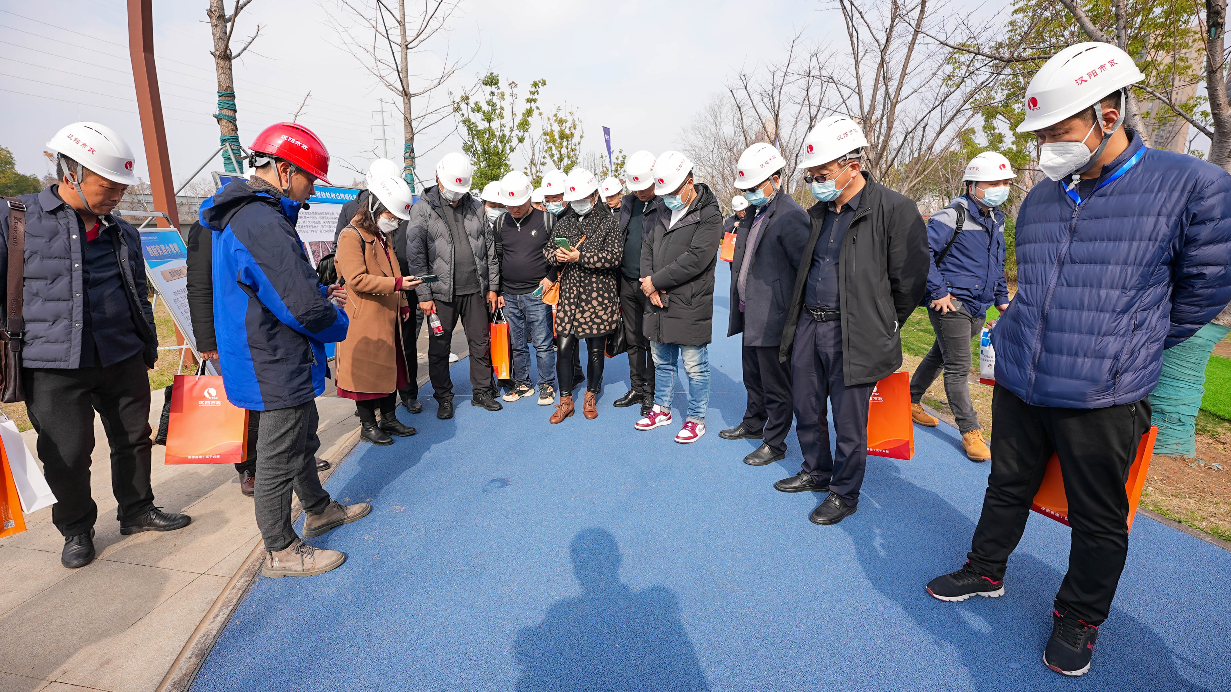 午夜无码伦费影视在线观看果冻