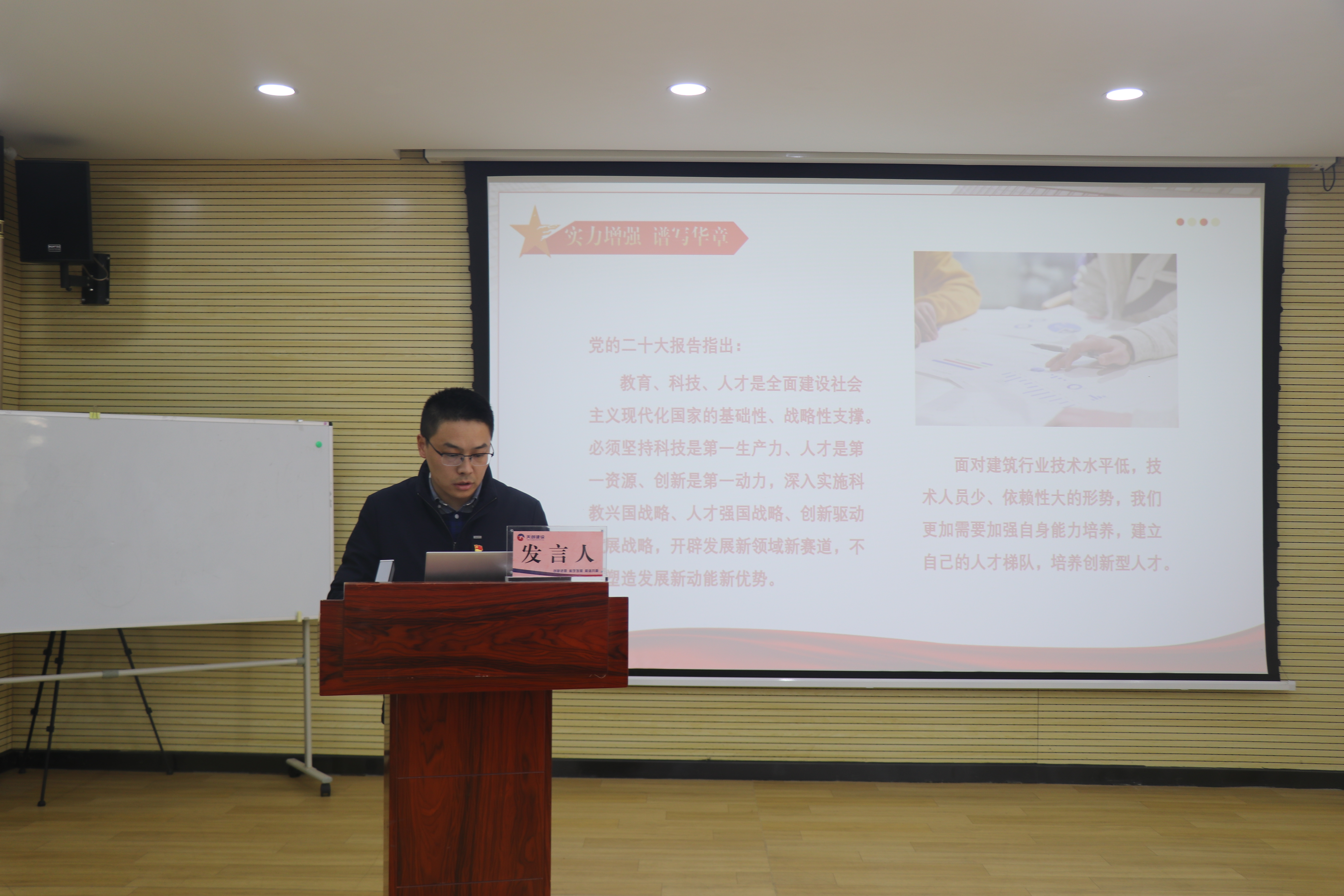 午夜无码伦费影视在线观看果冻