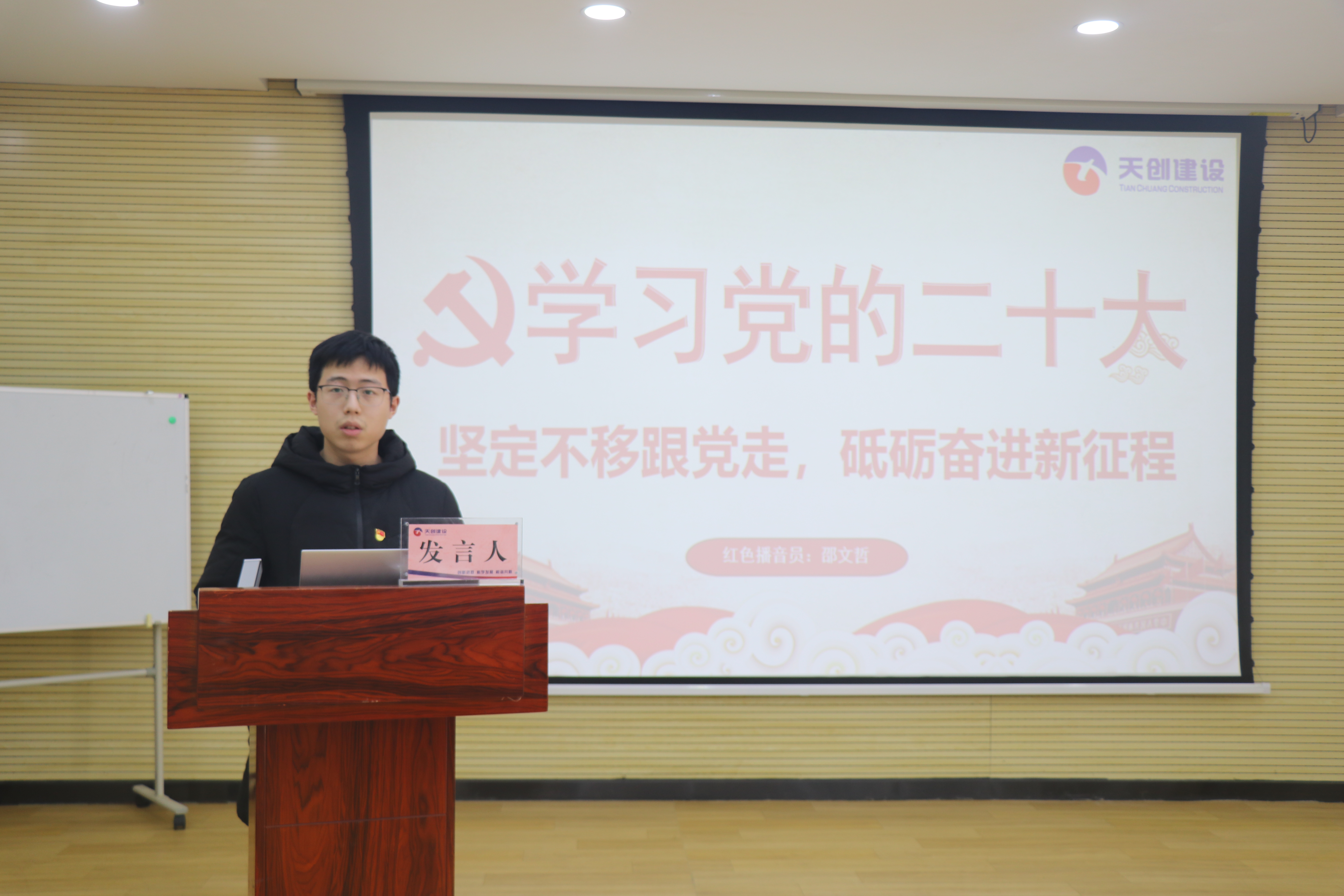 午夜无码伦费影视在线观看果冻