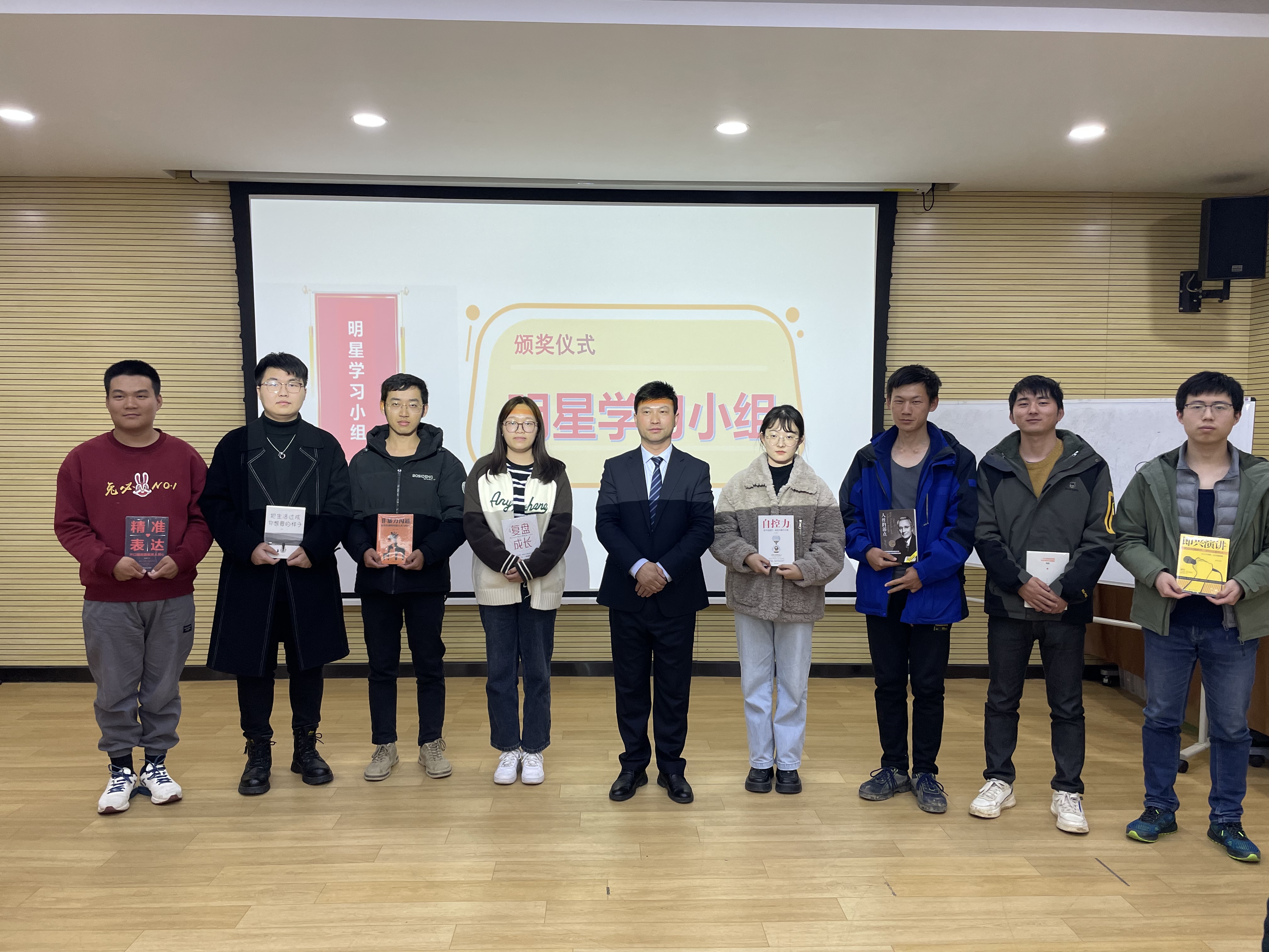 午夜无码伦费影视在线观看果冻