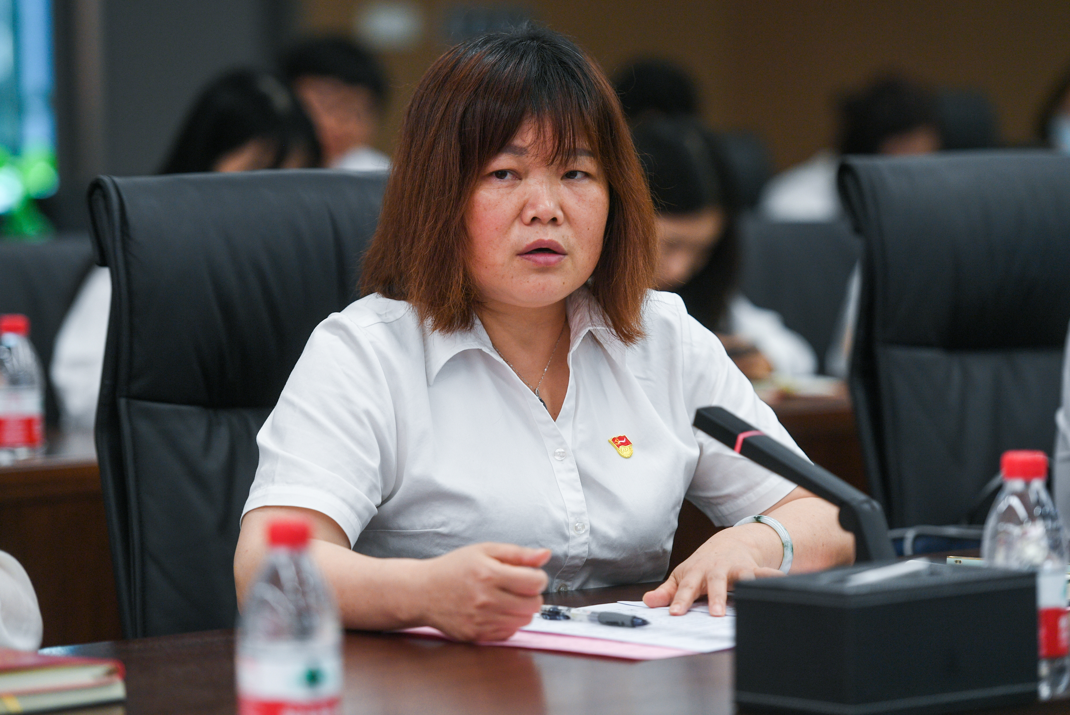 午夜无码伦费影视在线观看果冻