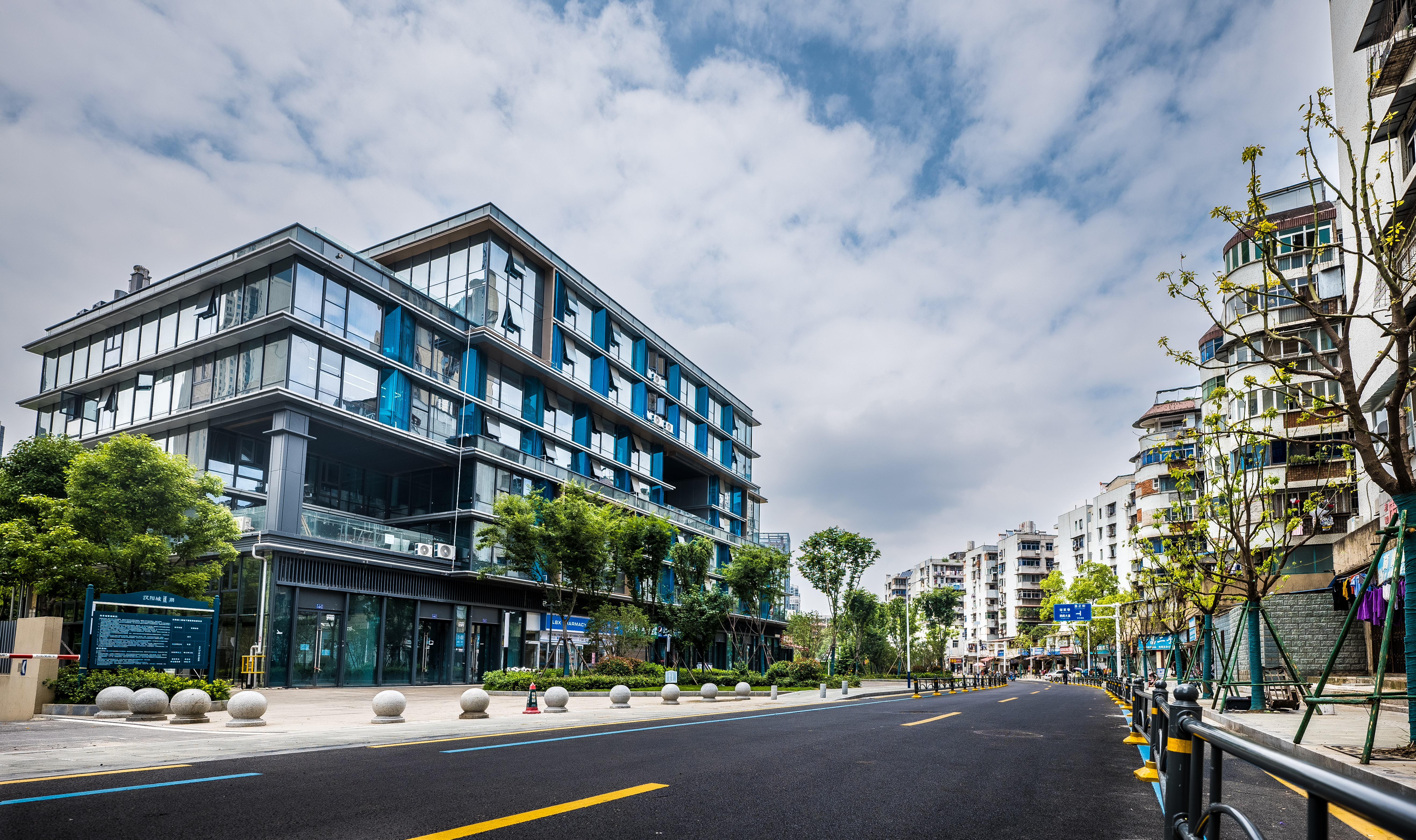 午夜无码伦费影视在线观看果冻